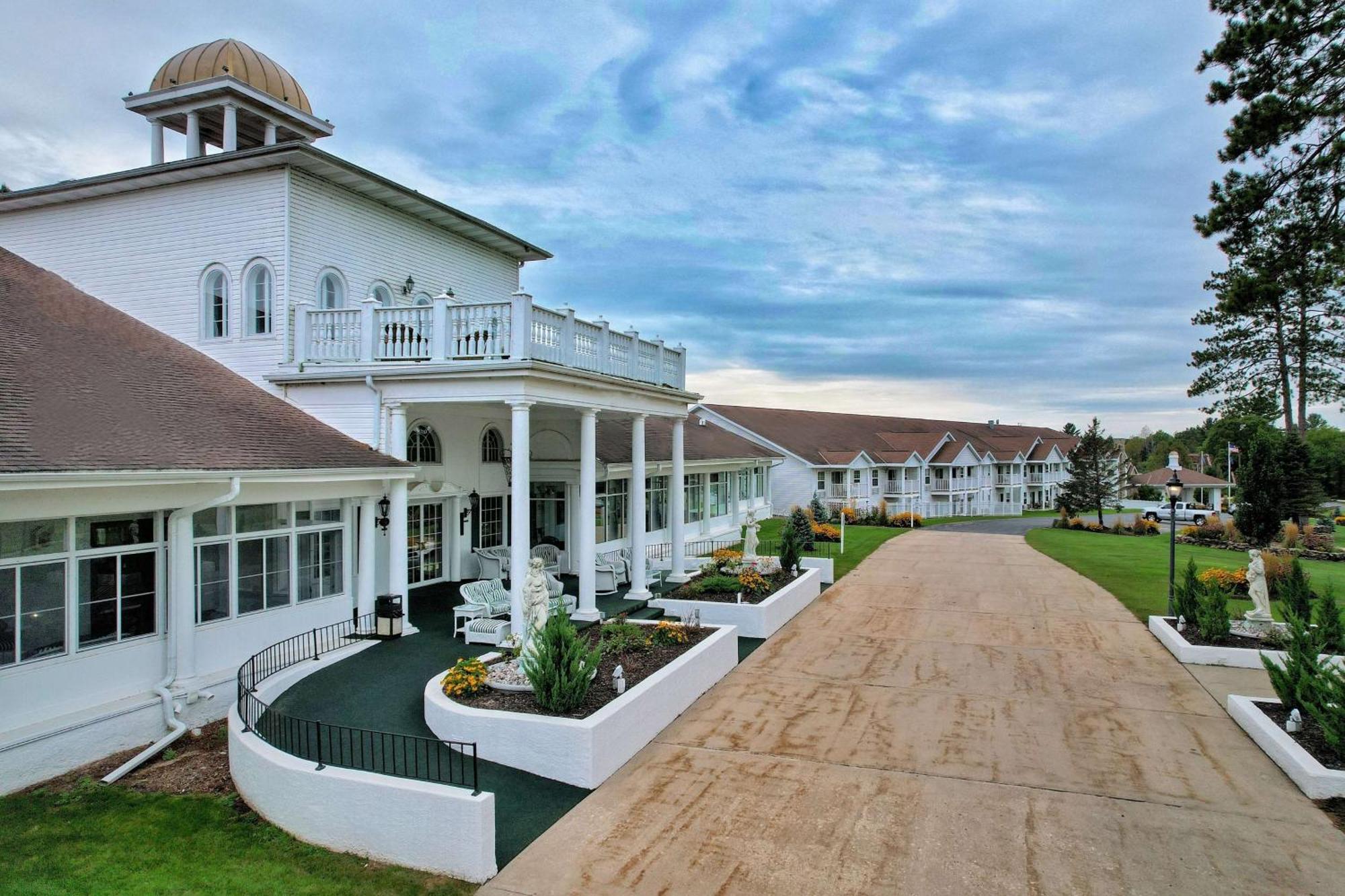 Four Seasons Island Resort Pembine Luaran gambar